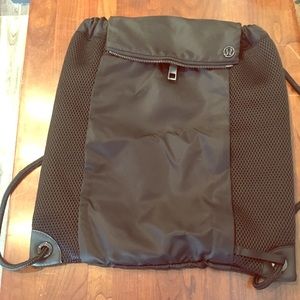 Lululemon Drawstring bag